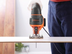 Black and Decker - ro 550w AutoSelect Jigsaw - KS801SE