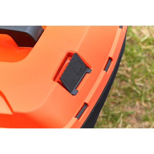 Black and Decker - 33cm Cordless 2 x 18V 40Ah Compact Mower - BCMW33184L2