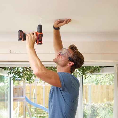 Black and Decker - ro 12V LithiumIon drill in kitbox - BDCD12K