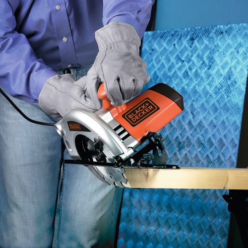 Black and Decker - ro 1100W 55mm Circular Saw - CD601A