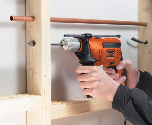 Black and Decker - Masina de gaurit cu percutie de 710W cu 5 accesorii si cutie - CD714CRESKA