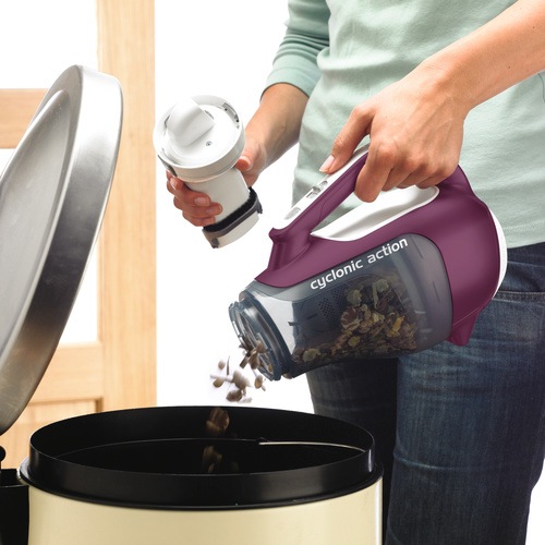 Black and Decker - ro 96V Dustbuster with Cyclonic Action - DV9610ECN