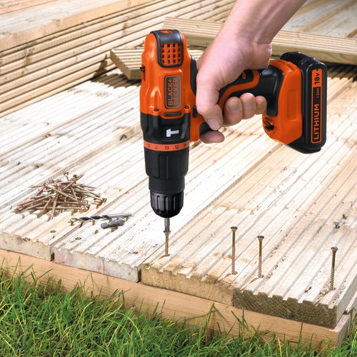 Black and Decker - Masina de gauritinsurubat cu percutie 2 viteze si acumulator LiIon de 18V - EGBL188KB