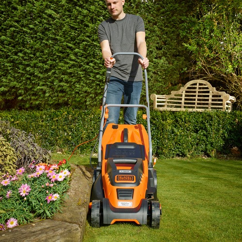 Black and Decker - Masina de tuns iarba 1600W 38cm cu sistem CompactGo - EMAX38I