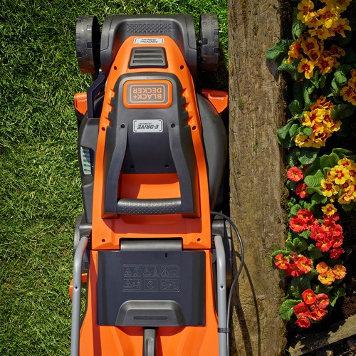Black and Decker - Masina de tuns iarba 1600W 38cm cu sistem CompactGo - EMAX38I