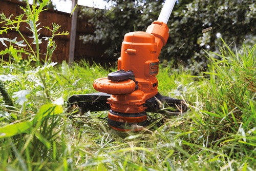 Black and Decker - ro String Trimmer 550W 28cm - ST5528