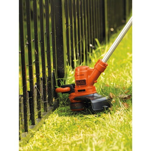Black and Decker - ro String Trimmer 550W 28cm - ST5528
