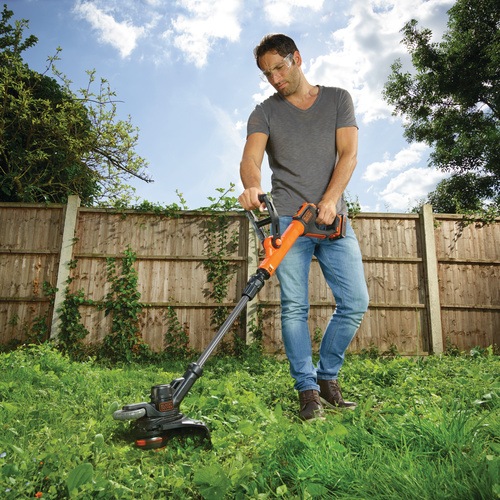 Black and Decker - Trimmer electric cu fir 28CM 18V POWER COMMAND - STC1820EPC