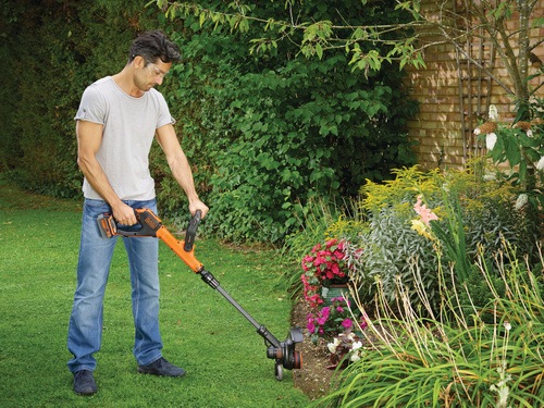 Black and Decker - Trimmer electric cu fir 30CM 18V 40Ah POWER COMMAND - STC1840EPC